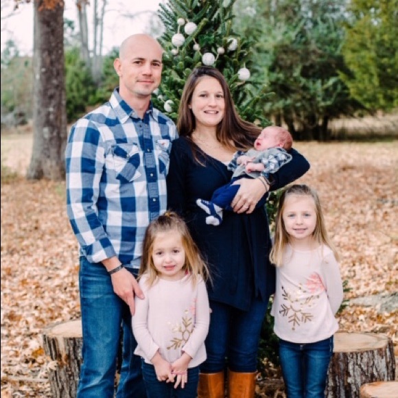 Meet your Posher, Jenna - Picture 1 of 1